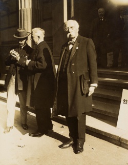 Henri La Fontaine au Congrès universel de la paix, Berlin, 1924.jpg